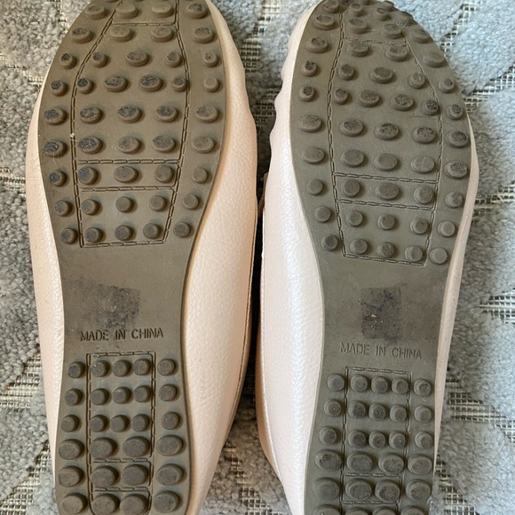 Old Navy Driving Style Loafer Shoes in Pale Pink - Picture 4 of 7